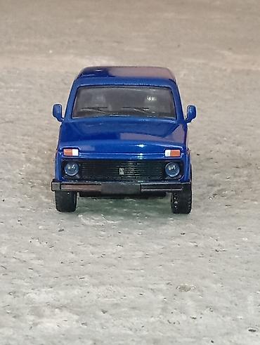 nerf satisi: Lada niva modeli 1:32 razmer kolleksiya üçün əla ətraflı məlumat üçün — 1
