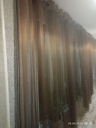 продам шторы: Срочно продаю готовые шторы на кольцах 16 метров состояние отличное