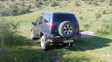 обмен на эвакуатор: Nissan Terrano: 1996 г., 2.4 л, Механика, Бензин, Внедорожник