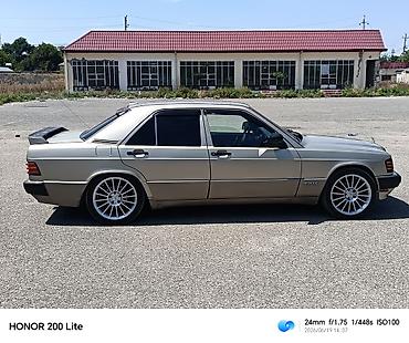 volkswagen polo 1: Mercedes-Benz 190 (W201): 2 л | 1990 г. Седан — 2