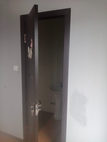 снять дом в бишкуле на длительный срок: 30 м², 2 комнаты, Подвал, погреб, Забор, огорожен