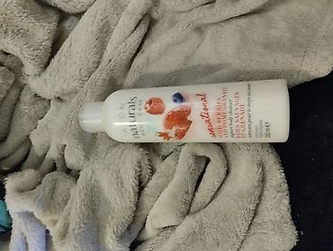 Šminka: - Avon parfemi kreme za ruke i telo kupka za telo mleko za telo maske — 9