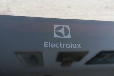 Šporeti i ugradne ploče: Electrolux model ehf6343fox, ugradna ringla dobijena iz vana, mislim — 7