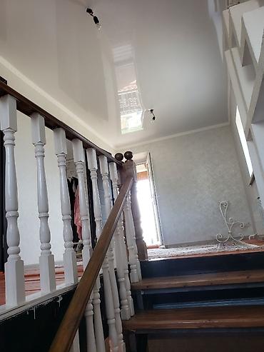 Продажа коттеджей и домов: Продаю 2 ет дом 🏠 ж/м Ак бата Адилет конушу участок 4 соток всё — 7