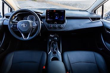 Toyota: Toyota Corolla: 2019 г., 1.2 л, Вариатор, Бензин, Седан — 5