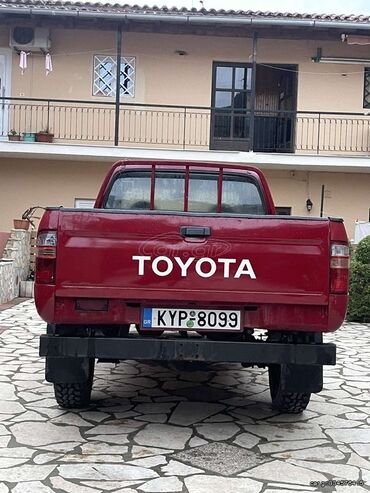 Toyota: Toyota Hi-Lux: 2.4 l. | 2002 έ. Πικάπ — 3