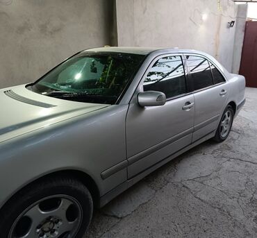 mersedeslər: Mercedes-Benz W222: 2.2 l | 2000 il Sedan