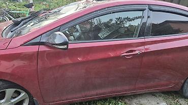 Hyundai: Hyundai Elantra: 1.6 l | 2012 il Sedan — 9