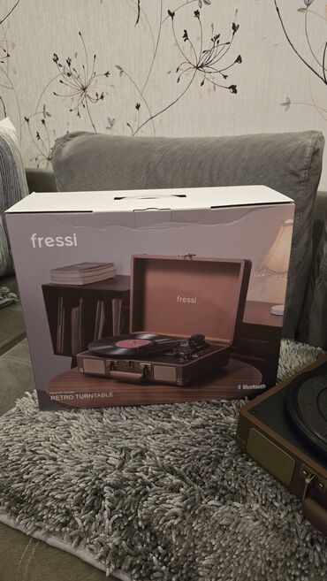 Qrammofon və patefonlar: Qrammafonlar Mehduddur!!! Çox gözəl Retro Qramafonlar və göz oxşuyan — 6