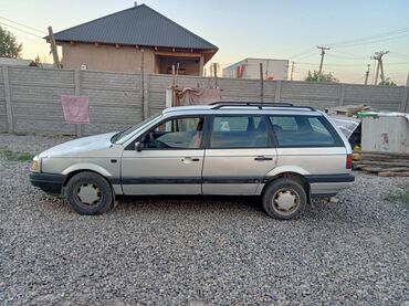 фолисфаген шаран: Volkswagen Passat Variant: 1991 г., 1.8 л, Механика, Бензин, Фургон