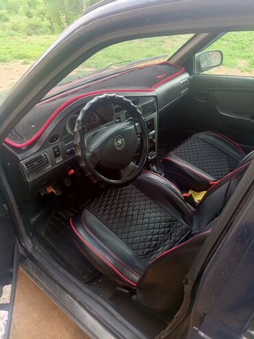нексия базар: Daewoo Nexia: 2003 г., 1.5 л, Механика, Бензин, Седан