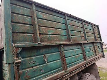 Грузовые кузова и будки: Кузов бортовой ГАЗ — 6