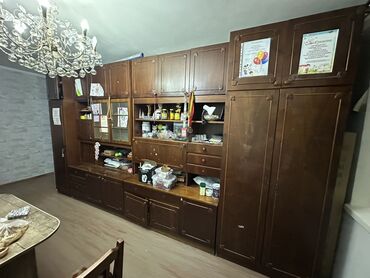 гарнитур для зала: Гарнитур для зала, Б/у, Шкаф, Дерево, Самовывоз, цвет - Коричневый