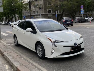 toyota с пробегом: Toyota Prius: 2017 г., 1.8 л, Вариатор, Гибрид, Хэтчбэк