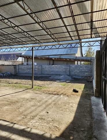 Продажа коттеджей и домов: СРОЧНО Продаётся дом 🏡 Адрес: Первомайский район, Ак-Босого, ул. Чуй — 17