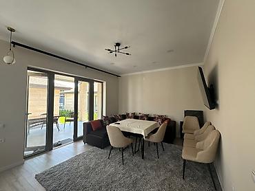 Иссык-Куль 2026: Таунхаус, Коттеджный городок Апорт ЦО Кыргызское взморье, Бостери, Охраняемая территория, Парковка, стоянка — 3