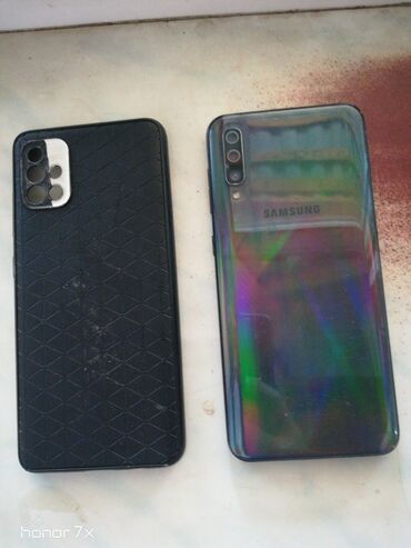 Samsung: Samsung Galaxy A50, 64 GB, Qırıq, Barmaq izi, İki sim kartlı