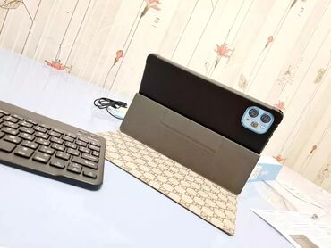 Планшеты: Планшет, Samsung, память 512 ГБ, 10" - 11", 4G (LTE), Б/у, Классический цвет - Черный — 26