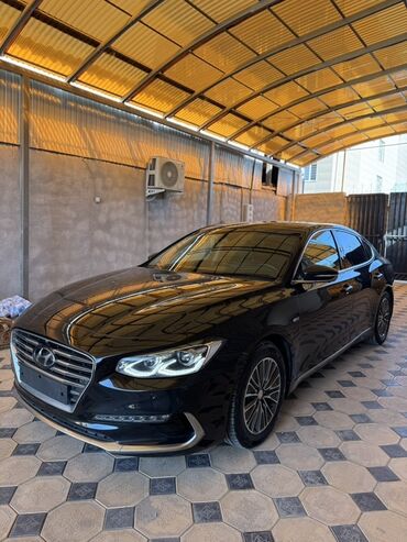срочно в связи с переездом: Hyundai Grandeur: 2019 г., 2.4 л, Автомат, Гибрид, Седан