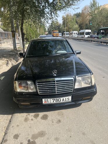 спринтер с лопатой: Mercedes-Benz E 200: 1995 г., 3.2 л, Автомат, Бензин, Хэтчбэк