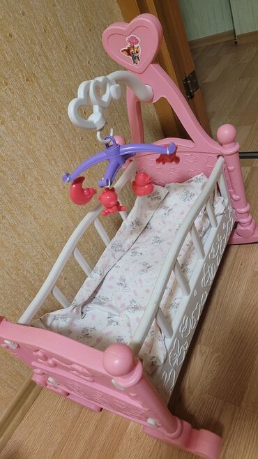 детская игрушка на кроватку: Кроватка для куклы
