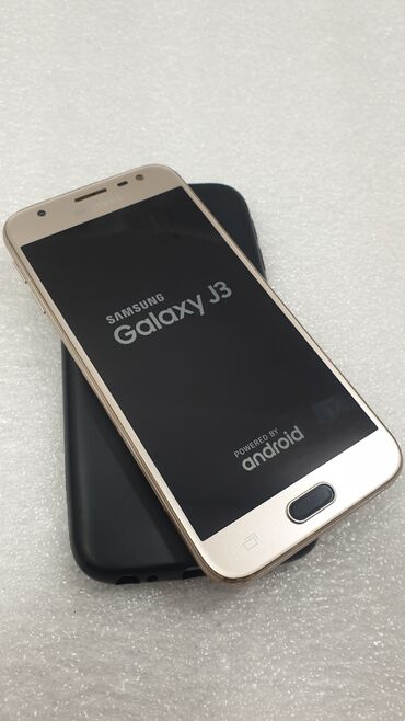 продам телефон самсунг: Samsung Galaxy J3 2018, Б/у, 16 ГБ, цвет - Золотой, 2 SIM