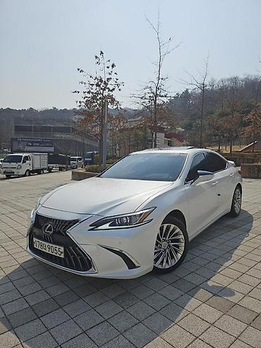 Lexus: Lexus ES: 2023 г., Бензин, Седан — 6