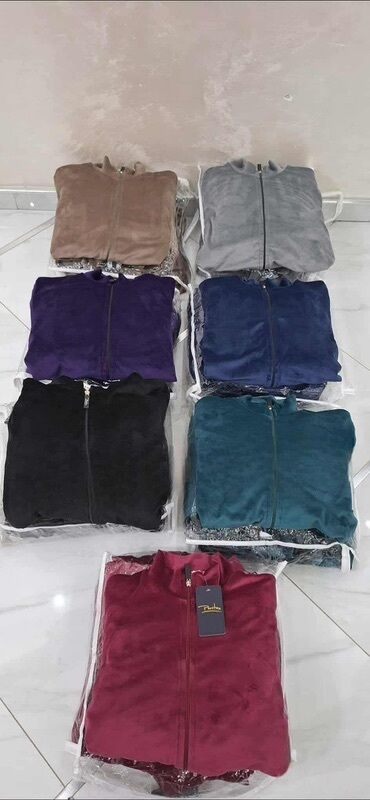 Gornji i donji deo: 💫Plisane trenerice cotex vrhunski plis vel L xl xxl 3xl 
👈3500din — 9