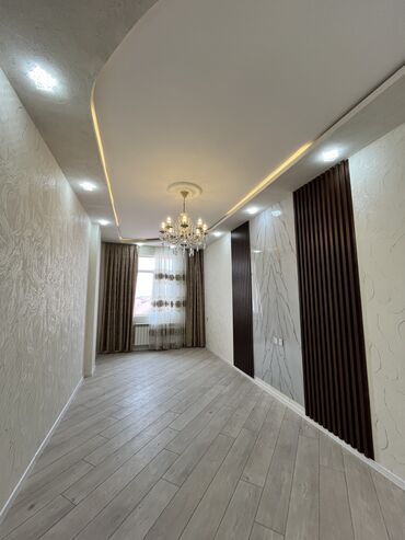 продается квартира: 3 otaqlı, Yeni tikili, 100 kv. m
