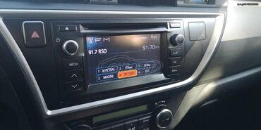Toyota: Toyota Auris: 1.4 l. | 2013 έ. Χάτσμπακ — 4