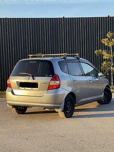 Honda: Honda Fit: 2003 г., 1.3 л, Вариатор, Бензин, Хэтчбэк — 4