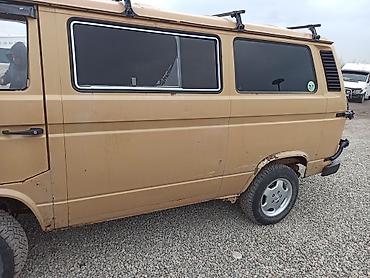 Volkswagen: Volkswagen Transporter: 1985 г., 1.8 л, Механика, Бензин, Минивэн — 14