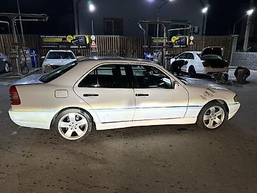 benz: Mercedes-Benz C-Class: 1994 г., 2.2 л, Механика, Бензин, Седан — 6