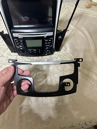 changan uni z adapter: Monitor, İşlənmiş, Başlıq arxası, Ünvandan götürmə — 3