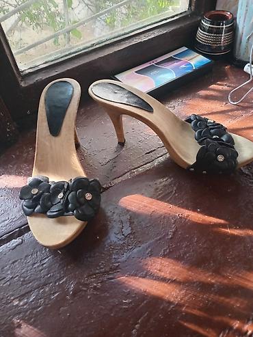 Basanoşka və səndəllər: Ölçü: 37, rəng - Qara, İşlənmiş — 1