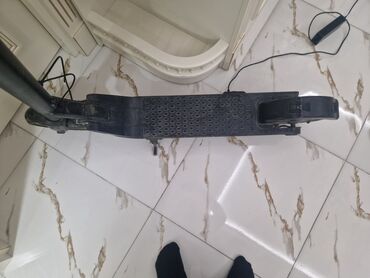 Elektrikli samokatlar: Elikdirikli samakat km mp 20-30 qabağ təkər üsdündə çatlaq var — 3