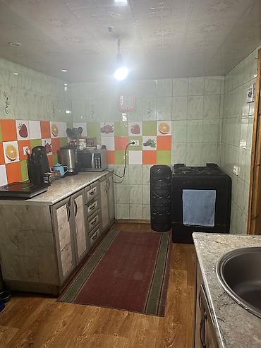 Продажа коттеджей и домов: 🏡 Продаётся уютный дом частично с мебелью! Дом расположен на участке — 4