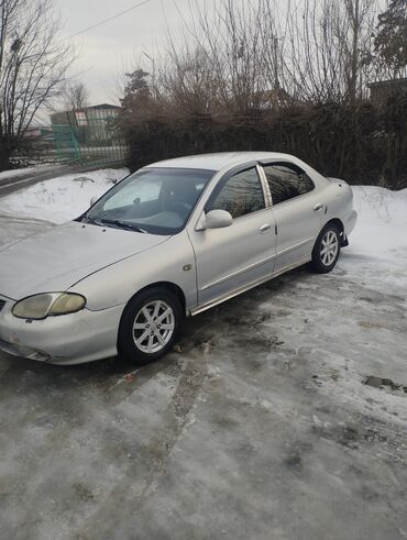 Hyundai: Hyundai Avante: 1999 г., 1.5 л, Механика, Бензин, Седан