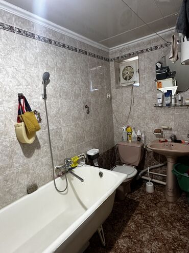 Продажа домов: Полдома, 69 м², 3 комнаты, Собственник — 12