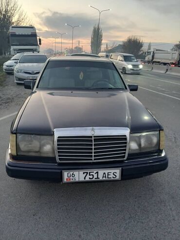 Mercedes-Benz: Mercedes-Benz W124: 1993 г., 2.2 л, Механика, Бензин, Седан