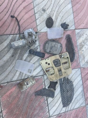 Digər avtomobil ehtiyat hissələri: Avtomobil üçün müxtəlif plastik və rezin detallar dəsti - Hava filtri — 18