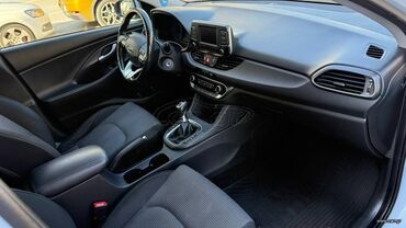 Hyundai: Hyundai i30: 1.4 l. | 2018 έ. Χάτσμπακ — 5