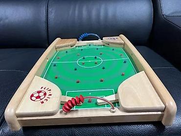 Društvene igre: Drvena stona igra Flip Kick – fudbalski fliper - Kompaktno drveno — 3