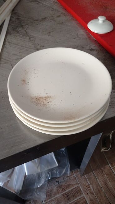 Digər restoran, kafe avadanlığı: Restoran malzemeleri ; Klimalar, kameralar, 2 tane döner ocağı, kebap — 28