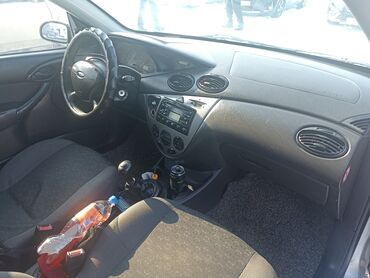 Ford: Ford Focus: 2004 г., 1.6 л, Механика, Бензин, Универсал — 7