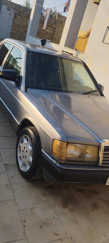 mercedes 170 b: Mercedes-Benz 190: 1.8 l | 1990 il Sedan — 10
