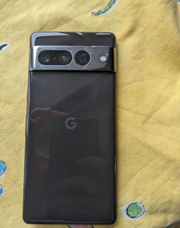 телефон а 7: Google Pixel 7 Pro, Б/у, 256 ГБ, цвет - Черный, 1 SIM, eSIM