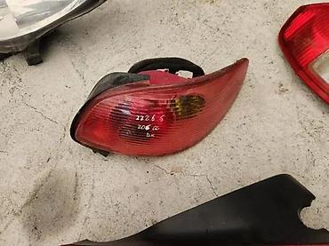 digalka za kola: DESNI STOP PEUGEOT 206 | Desni stop peugeot 206 — 1