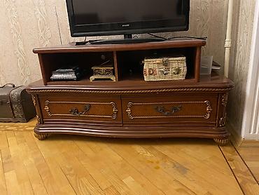 TV altlığı: Klassik üslubda TV tumbası / mediakonsole - Material: Möhkəm ağac — 3