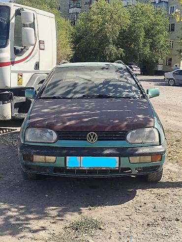 Volkswagen: Volkswagen Golf: 1992 г., 1.8 л, Механика, Бензин, Хэтчбэк — 1